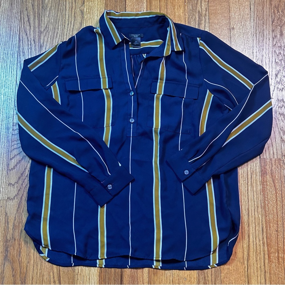 Ann Taylor Factory Striped Navy Button-Up Blouse Womens Size M Petite Sheer